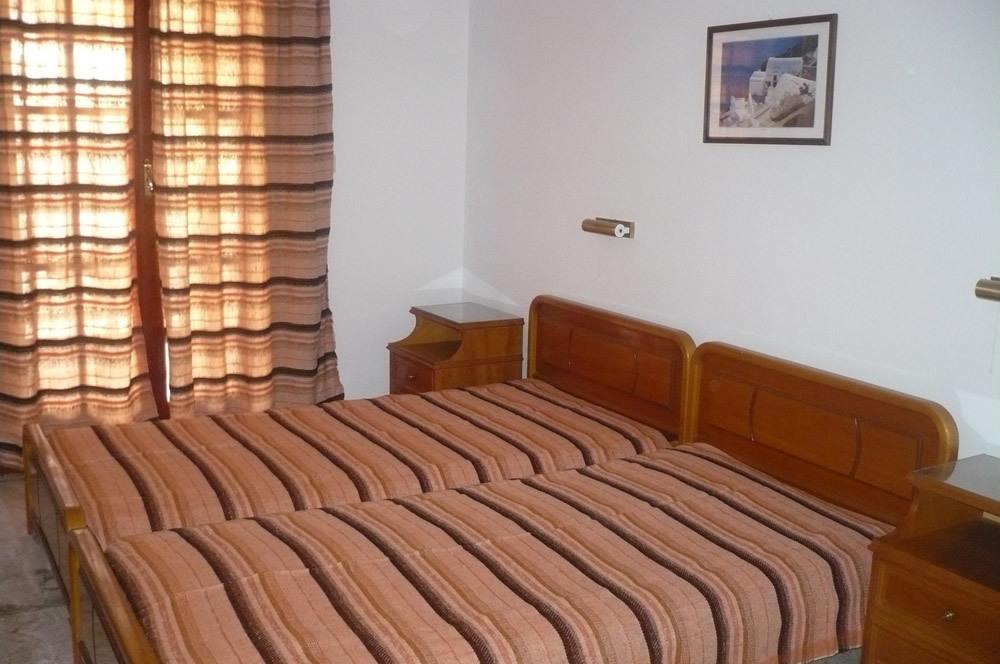 Villa Kasteli Perissa  Pokój zdjęcie