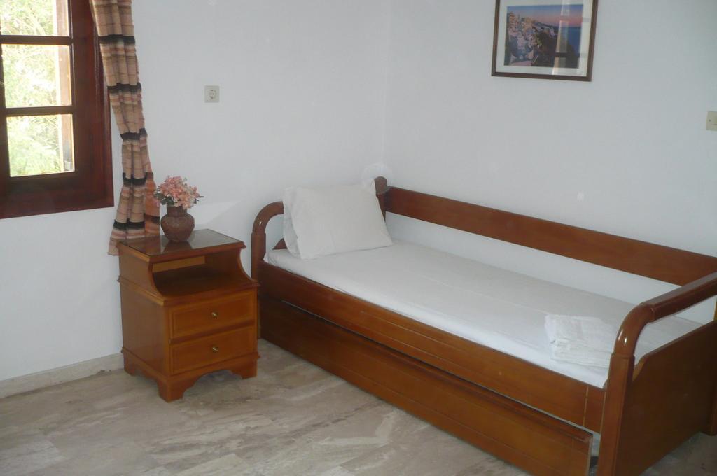 Villa Kasteli Perissa  Pokój zdjęcie